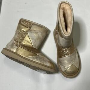 New UGG Classic Short II Metallic Patchwork Boot SZ 3